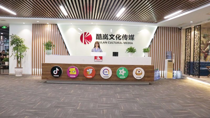 美食类短视频素材的获取渠道多种多样，主要包括以下几种：