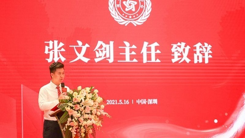 了解公司的技术实力，可以通过以下途径：